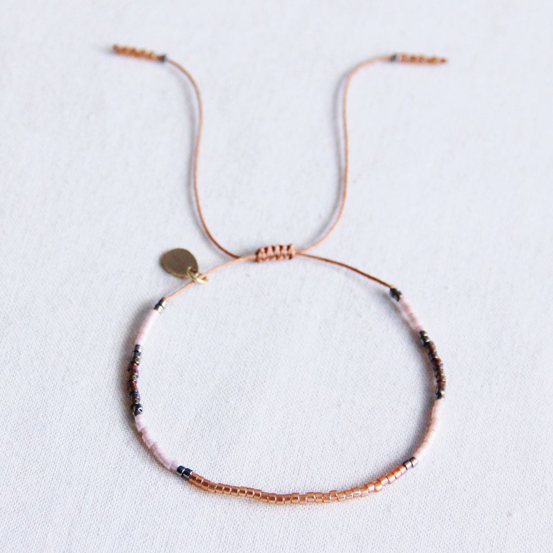 FW106 - Miyuki armbånd cognac / nøgen