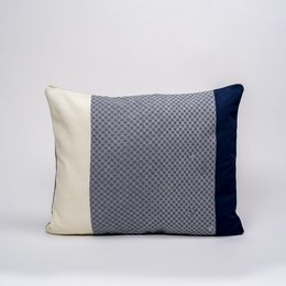 Navy blue cushion cover with a textured pattern, available in multiple sizes.
The Hruh Hnue Cushion Cover is a stylish and versatile home decor item. It features a navy blue color with a textured pattern, adding visual interest to any space. The cushion cover is available in three different sizes - 40x50cm, 30x50cm, and 40x40cm - allowing you to choose the perfect fit for your needs. This cushion cover is a great addition to your living room, bedroom, or any other area of your home, providing both comfort and a touch of modern elegance.