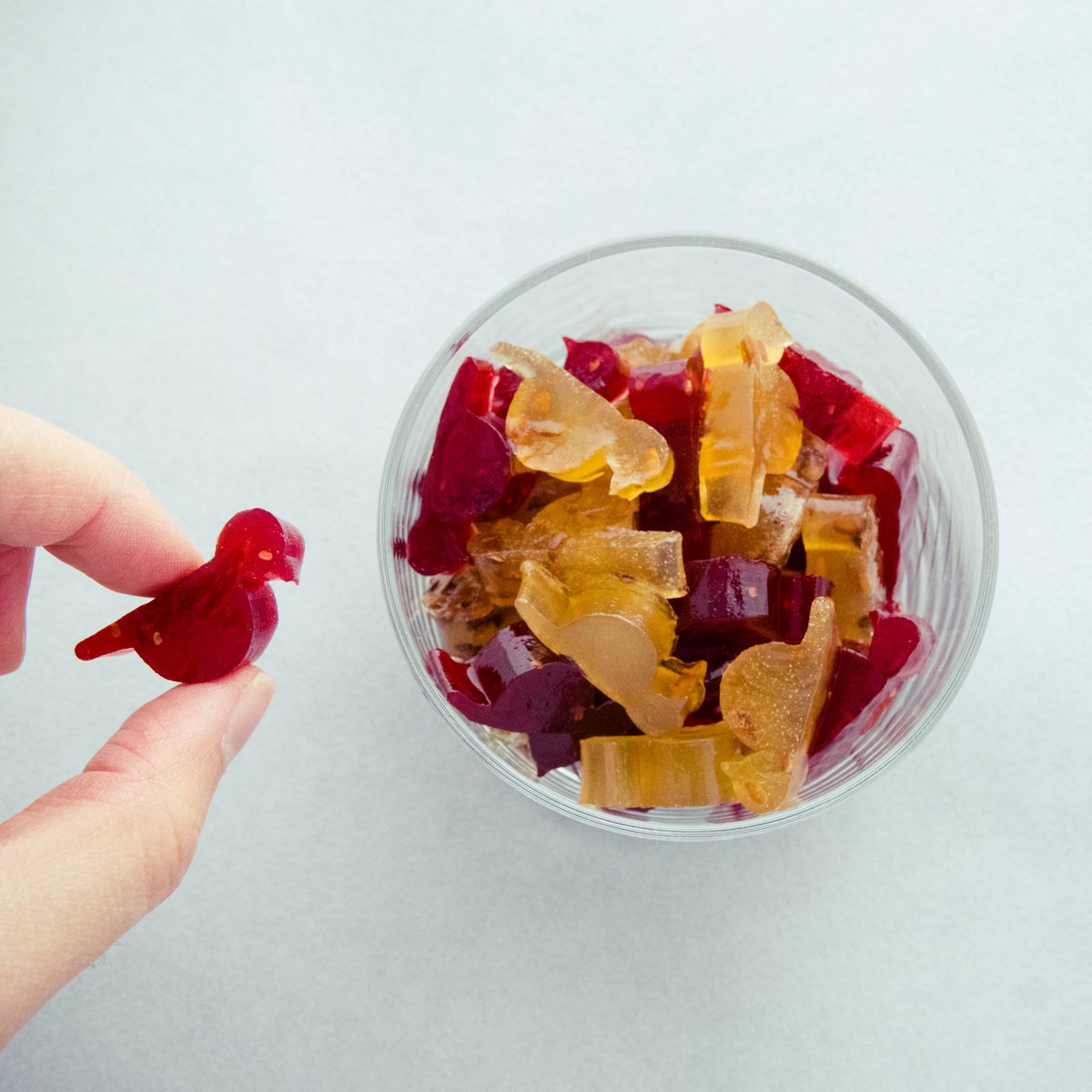 Cukierki z malinami i jagodami Goji
