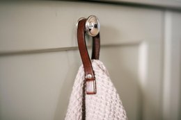 Magnetische Handtuchhalter aus braunem Leder im 2er-Pack