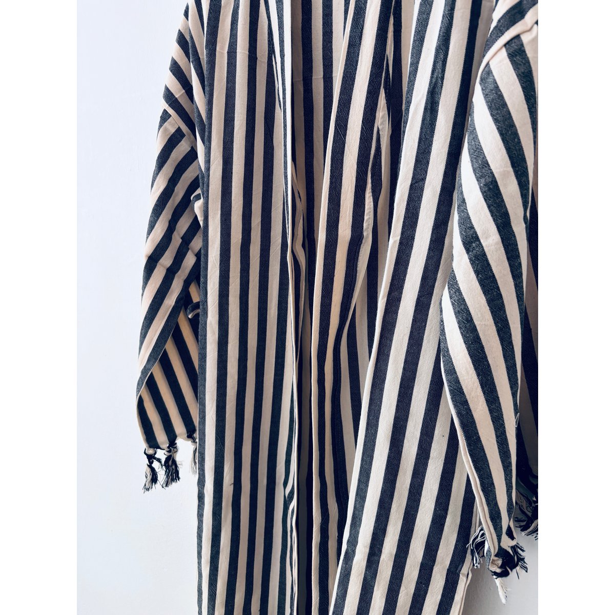 KIMONO - MEDITERRANEAN - BLACK - WHITE FAIR