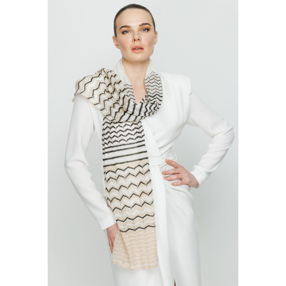 Cybele Shawl Ecru-Beige-Black