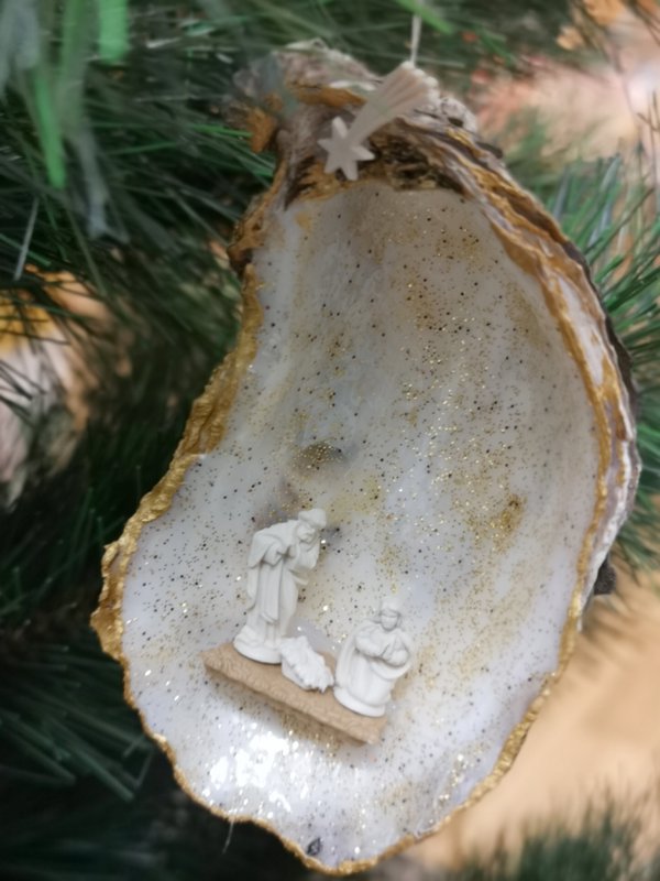Julkrybben i en østers