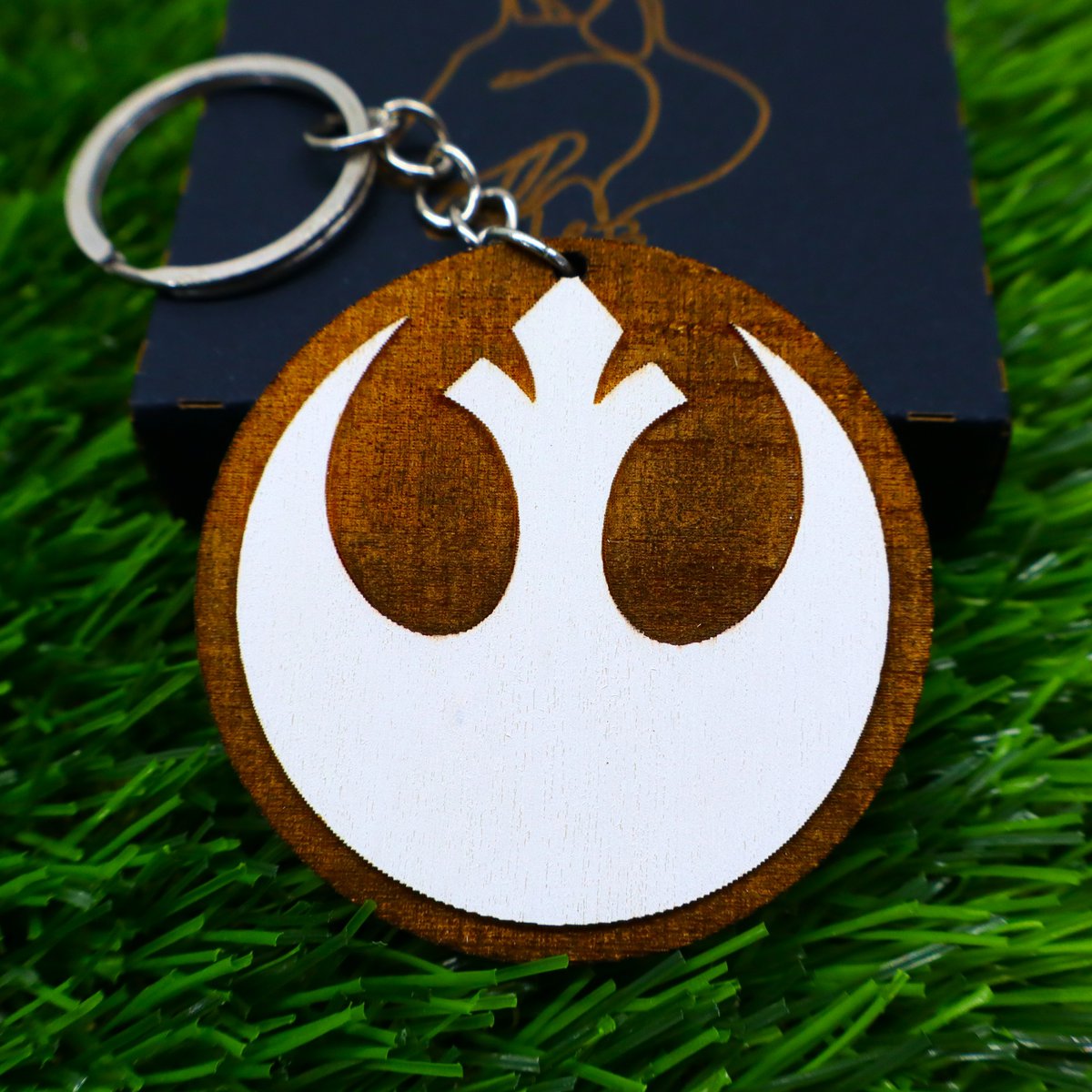 Tornari in legno di Star Wars - Anelli di chiave in legno tagliate a mano dipinti a mano - Mandaloriano, Jedi, Empire, Rebel, Republic, First Order - Gift Geek per i fan