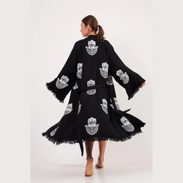 Albornoz tipo kimono largo Hamsa-Negro