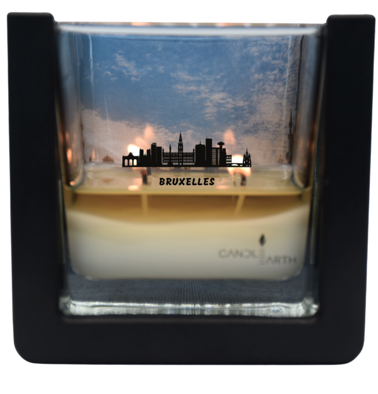 Vela perfumada sorpresa - Ciudades - Bruselas - 235 gr con cera vegana