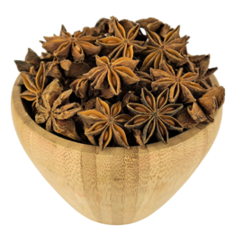 Star anise organic seasoning in bulk sizes from 125g to 10kg. The star-shaped pods have a licorice-like flavor and are commonly used in Asian cuisine.