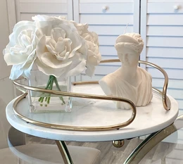 Artemis Candle