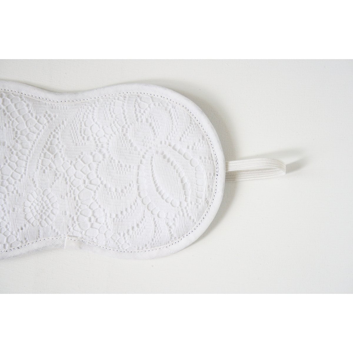 Lace sleep mask