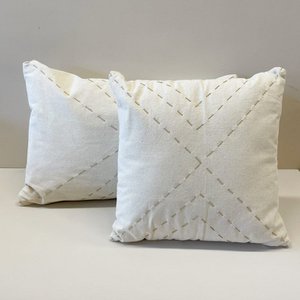 Cushion cotton detail