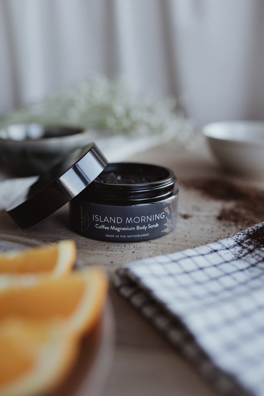 ISLAND MORNING BODY SCRUB