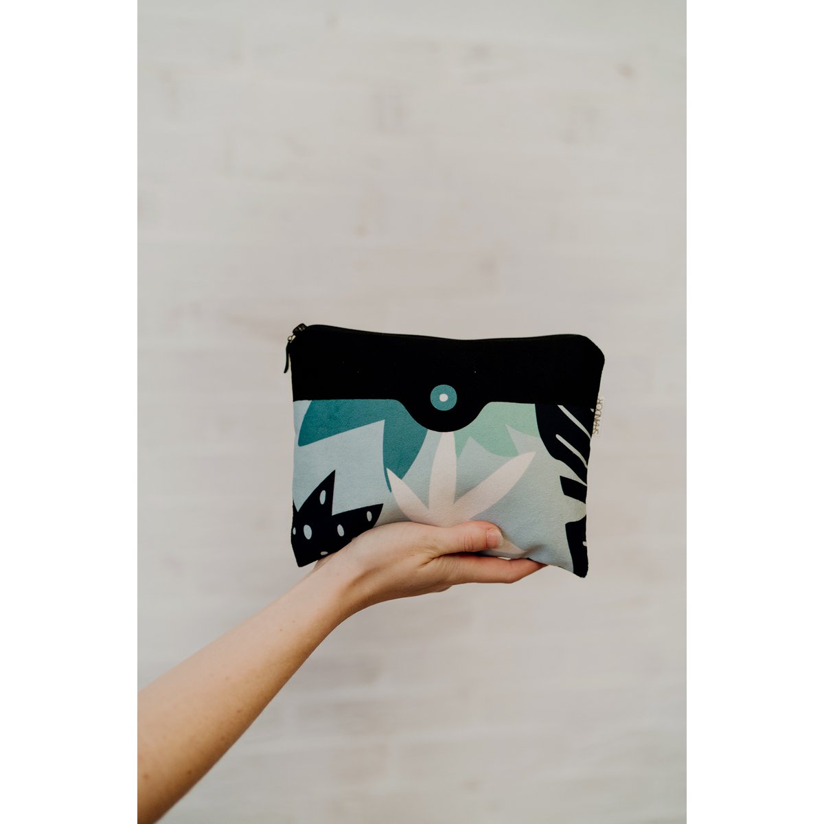 Bolsito terciopelo estampado vegetal