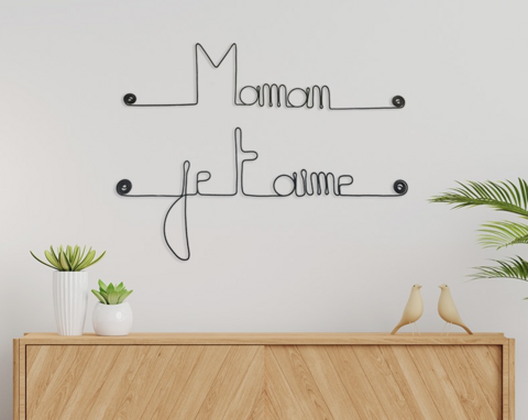 Mother's Day Gift "Mom I love you" - Wire Wall Decoration