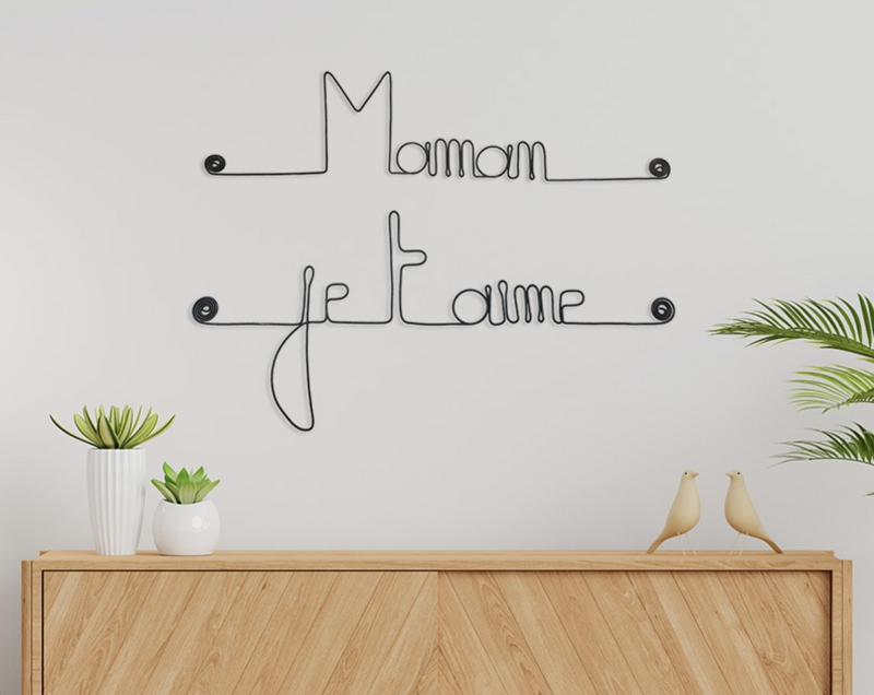 Mother's Day Gift "Mom I love you" - Wire Wall Decoration