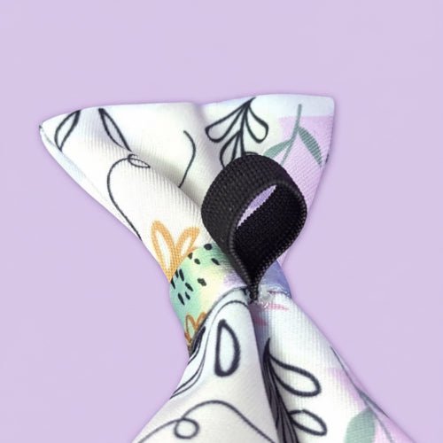 Corbata de lazo del perro pastel