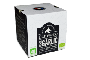 Organic black garlic head (+/- 60g )