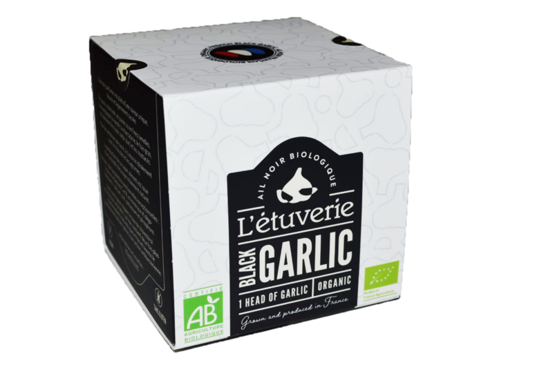 Organic black garlic head (+/- 60g )