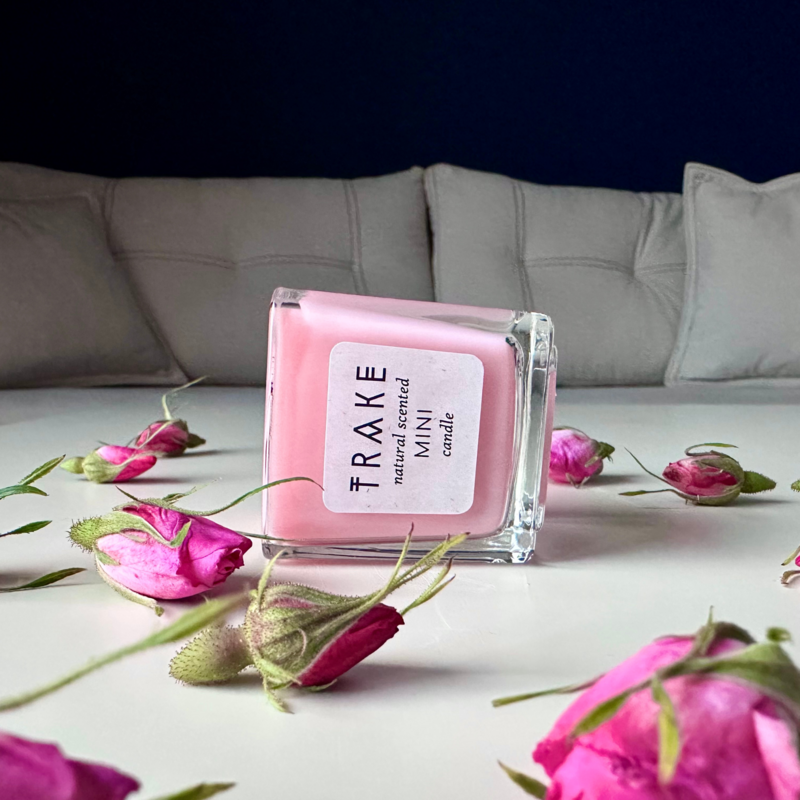 AUTHENTIC ROSA DAMASCENA FRAGRANCE | NATURAL SCENTED MINI CANDLE