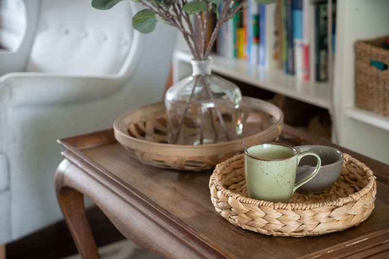 Serving basket, round braided from water hyacinth - fruit basket