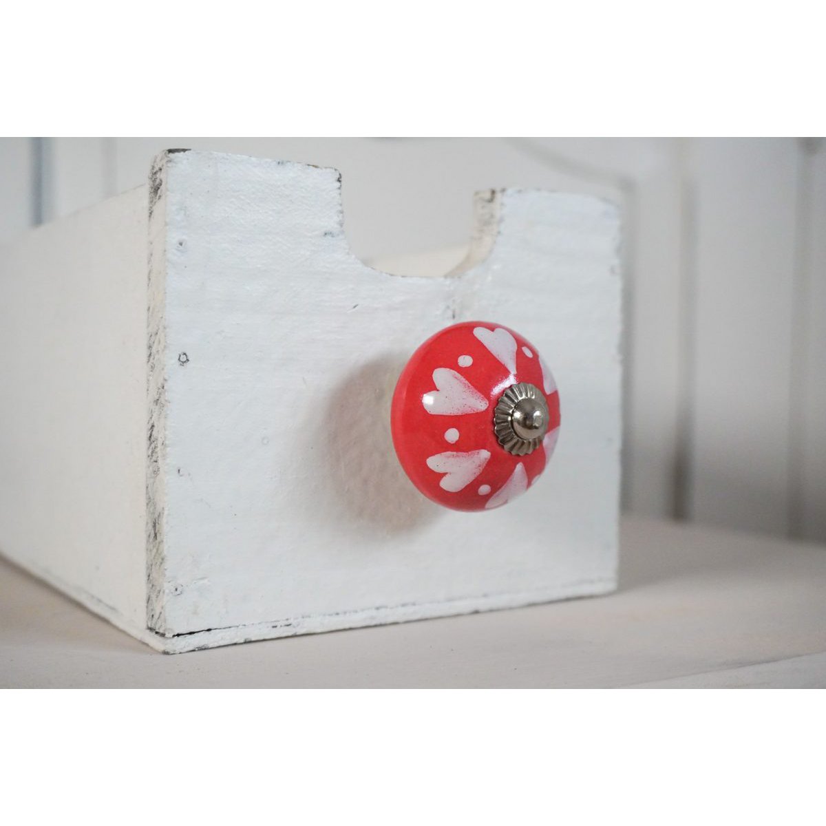 Red furniture knob with hearts and dots 4 cm Isabelle Rose