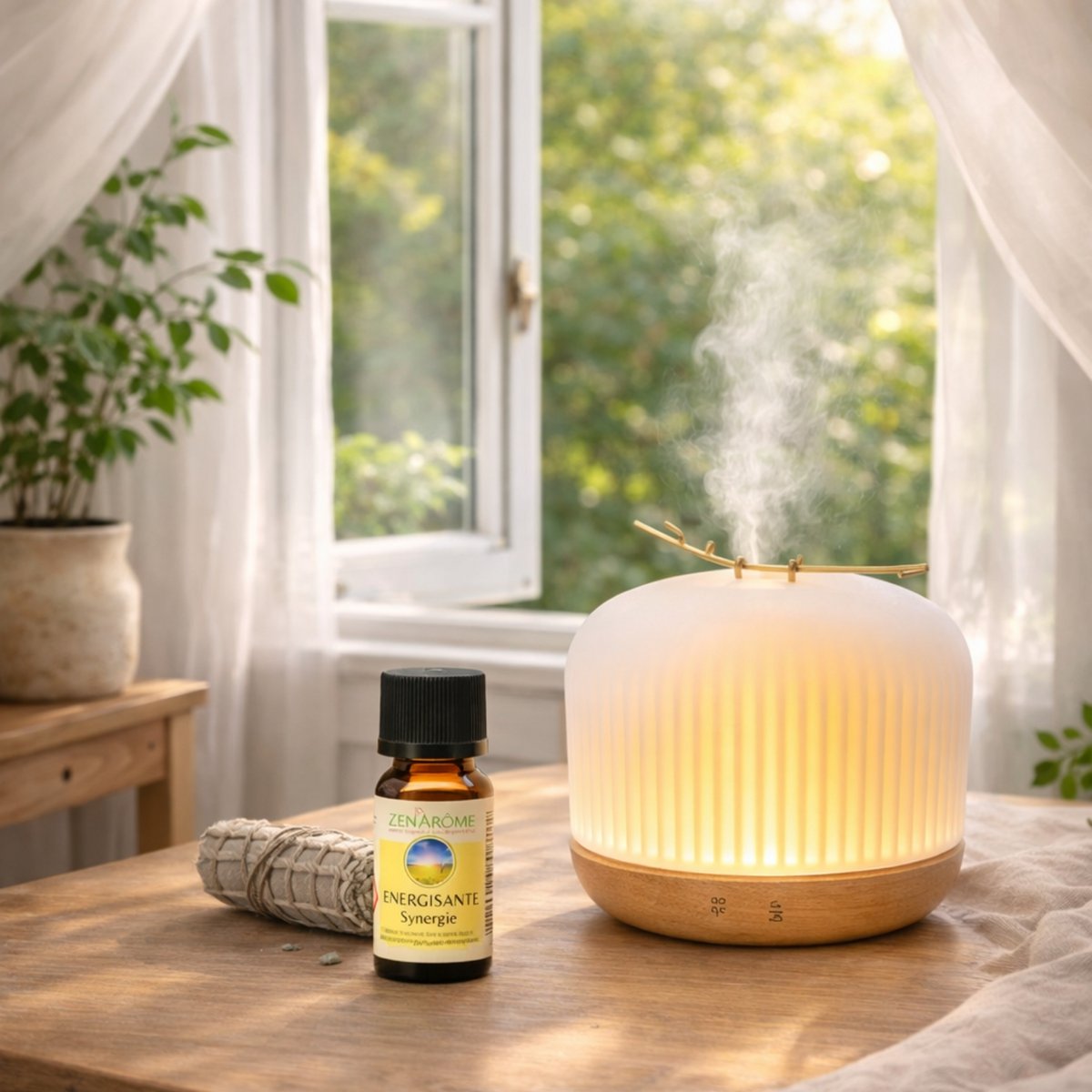 Origin essential oil diffuser - Ultrasonic diffuser for aromatherapy and room fragrances - in Glass and Wood FSC - Gift Idea