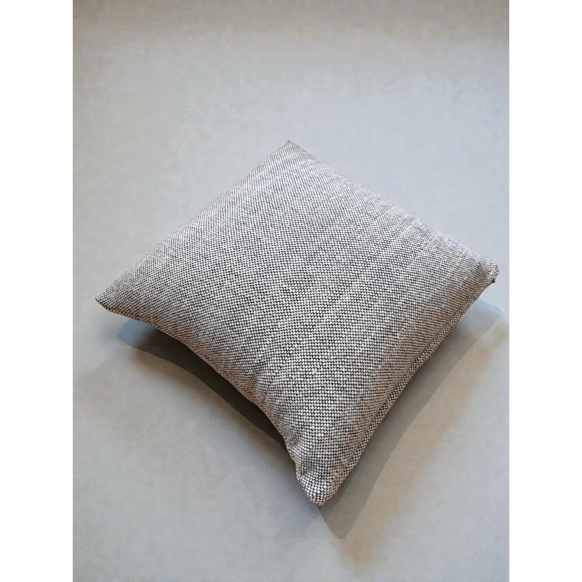 Heritage Line cushion - 50 x 50 cm