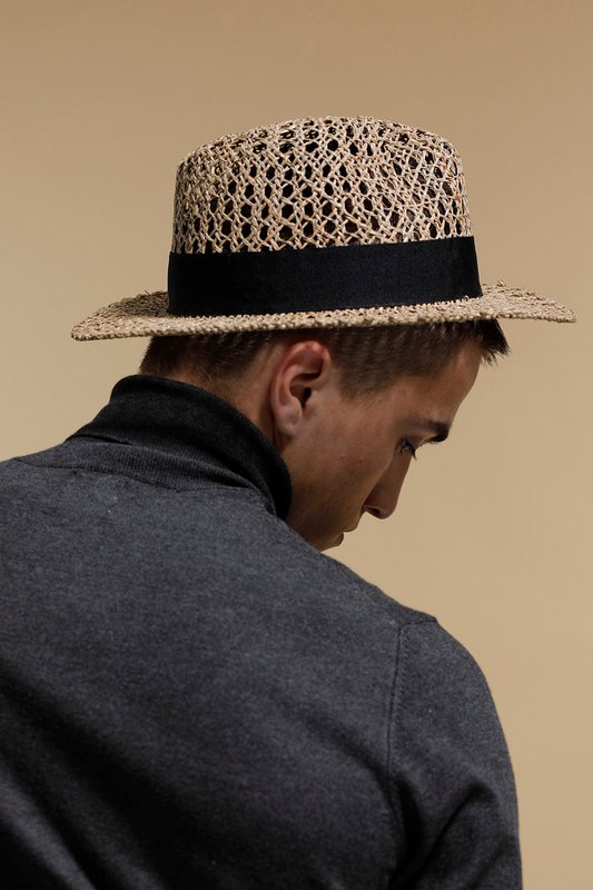 Cappello Fedora in paglia all'uncinetto