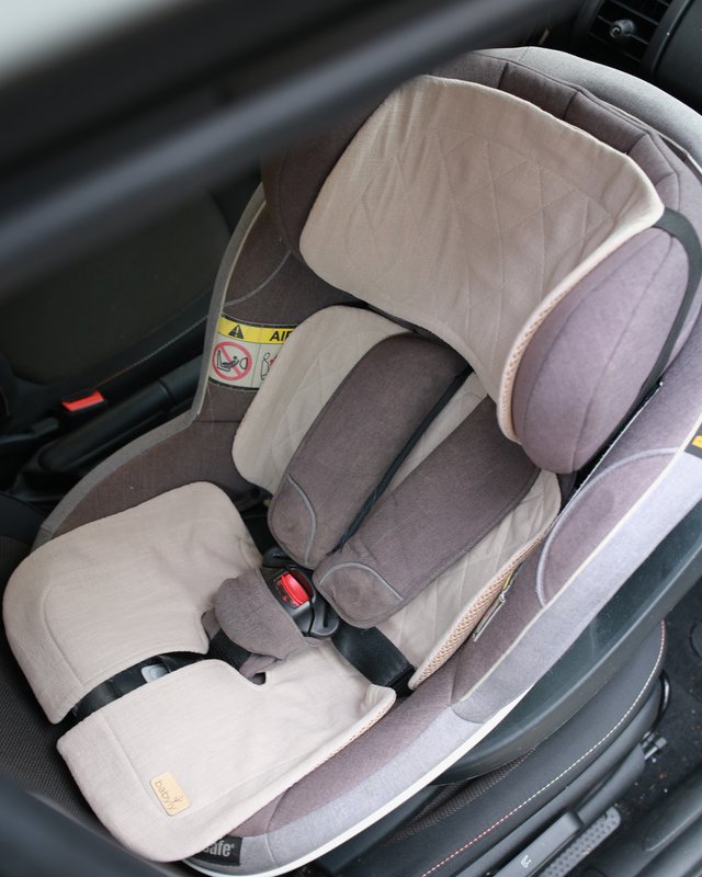 Linned anti-sweat-indsats/ foring til et babysæde