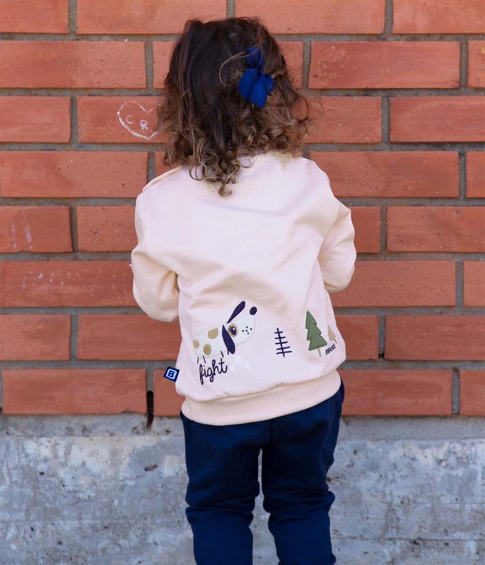 Schneeballschlacht-Sweatshirt- und Jogger-Set