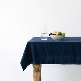Navy linned dug