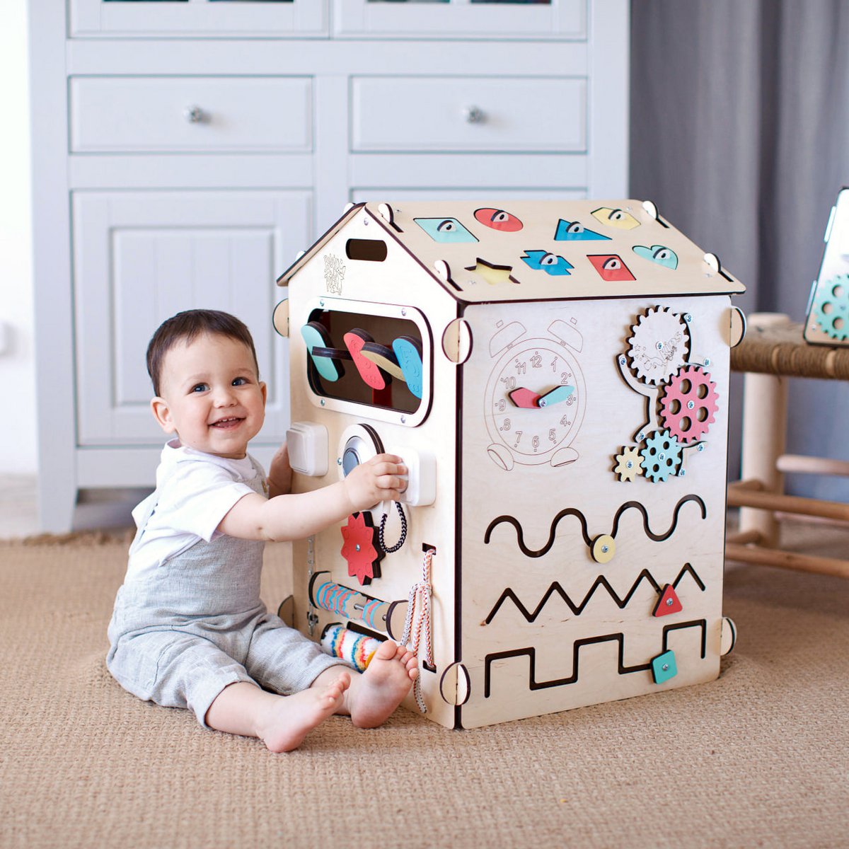 Set - BusyBoard house natural and creative cube