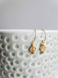 Daisy earrings