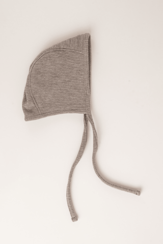 TISU babymutsje, Oat