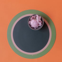 Colorido y original mantel individual redondo Round Fruits Pistacho