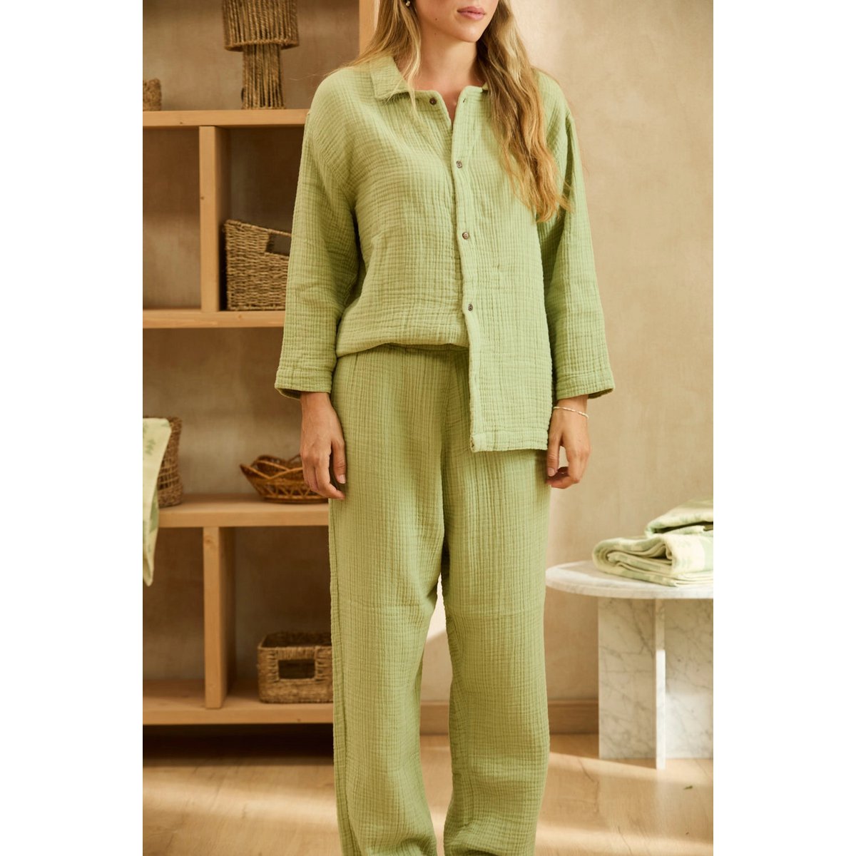 Aardegroene mousseline pyjama