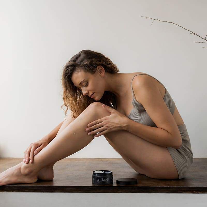 Moisturizing body cream with ginseng