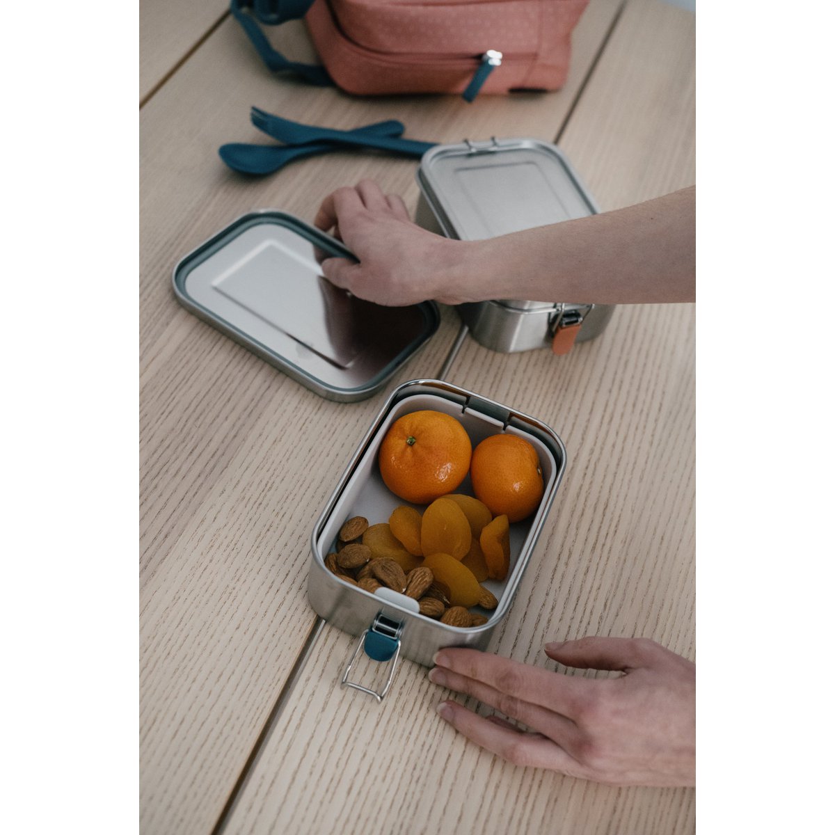 Lunchbox van roestvrij staal met hittebestendig inzetstuk - Blue Abyss