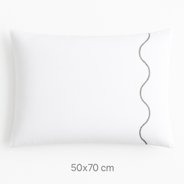 Sophia Pillowcase made from 100% long staple cotton percale, set of 2