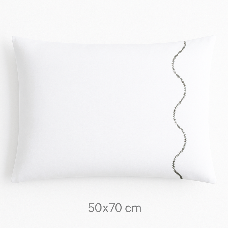 Sophia Pillowcase made from 100% long staple cotton percale, set of 2