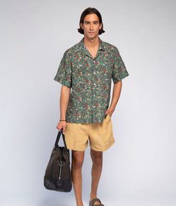 Leinenhemd „I Know What You Did Last Summer“ – Algis Krisčiūnas (Unisex)