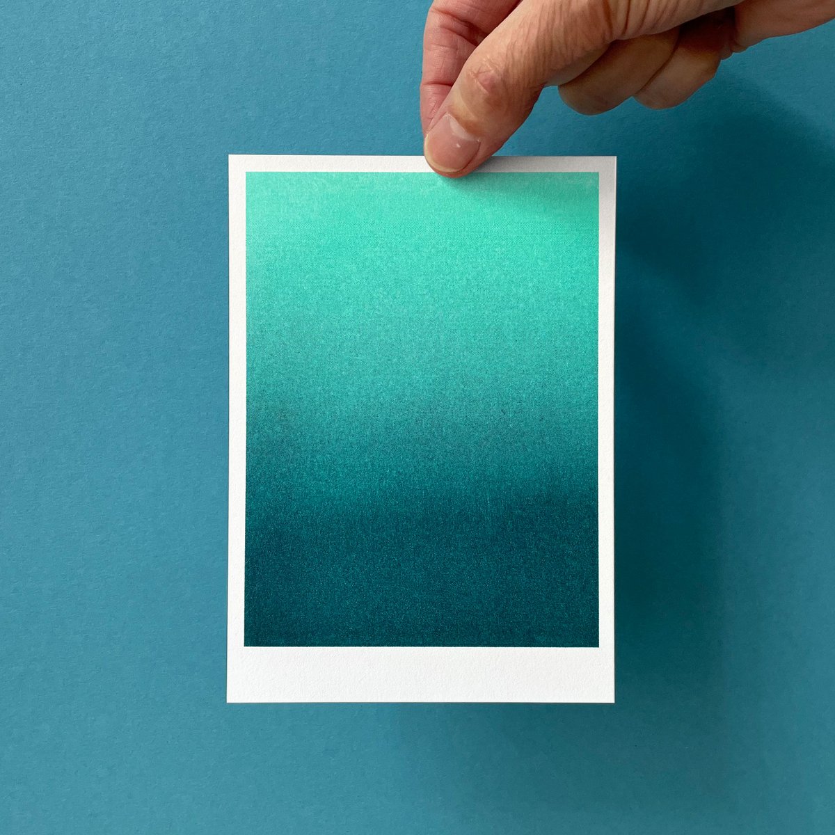 Pocztówka Riso Gradient miętowo-turkusowy, risografia, DIN A6