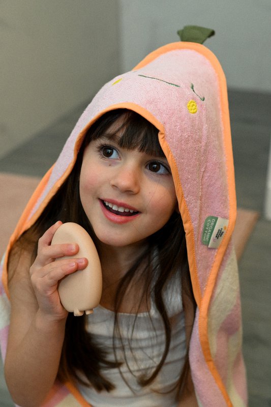 Asciugamano con cappuccio in spugna di cotone per bambini Mandy Mandarine