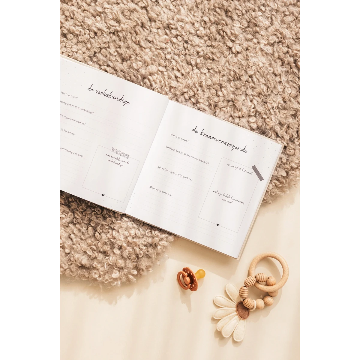 Fyllbooks My maternity visit book - Linen Taupe
