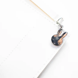 Miffy Parade clutch (Beige) I Collection ©Mercis