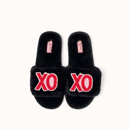 Black slippers