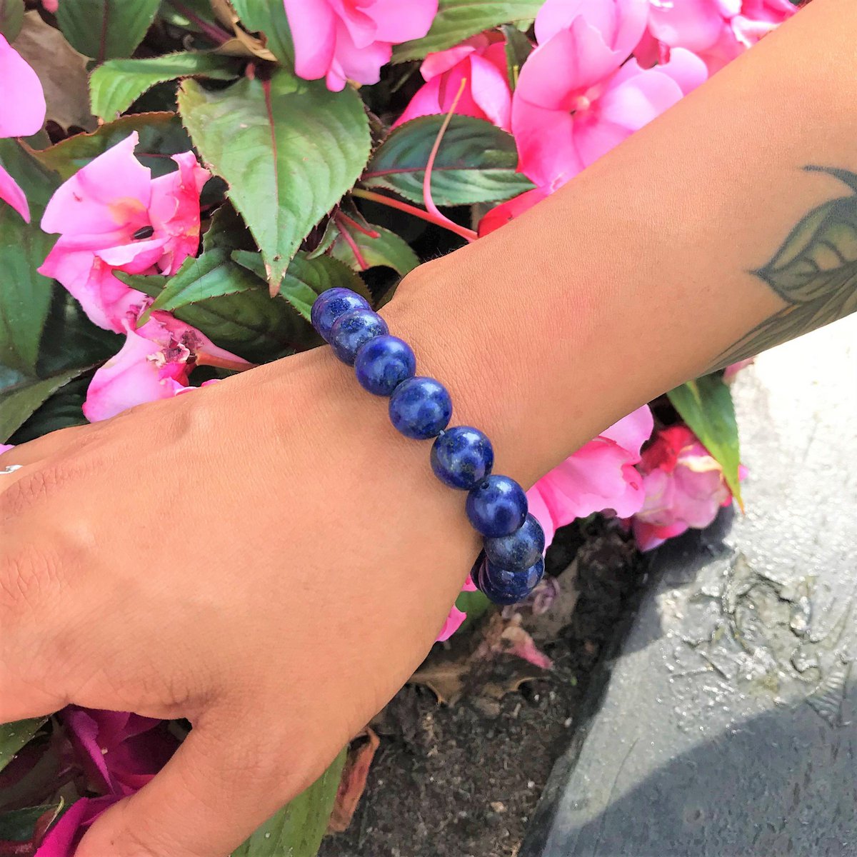 Lapislazuli Stretch-Armband von nlanlaVictory