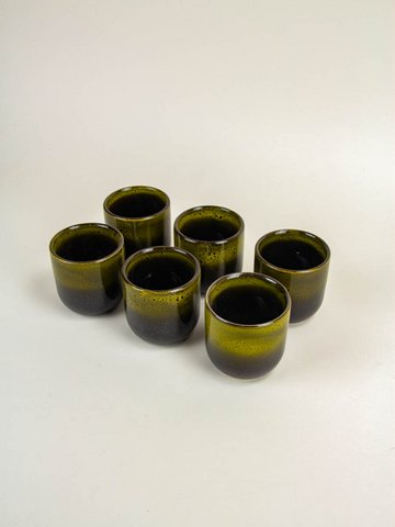 Set mit 6 Aschenbechern aus Stroh