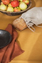 100% naturlige hørservietter i rustfarve til din perfekte middagsdekoration