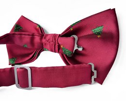 Bowtie - Bordeaux with Xmas trees with stars