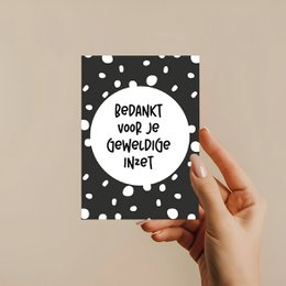 A greeting card with a black and white silhouette of tea cups and a teapot, along with the text "THEE MOMENTJE" and "Warm Bevelled".